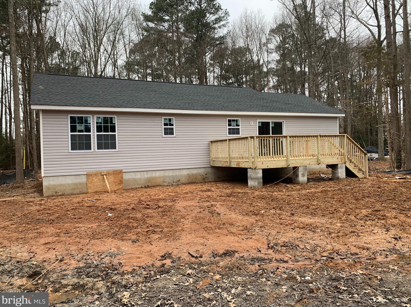 450 Shorewood Dr, Colonial Bch, VA 22443-3605