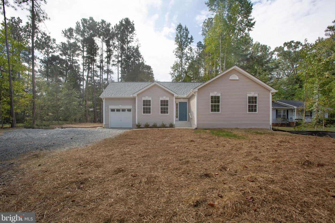 15 San Pedro Dr, Colonial Bch, VA 22443-4202