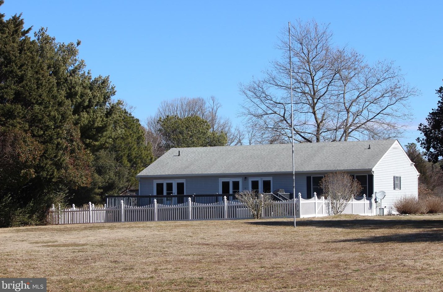 4851 Coles Point Rd, Hague, VA 22469-3106