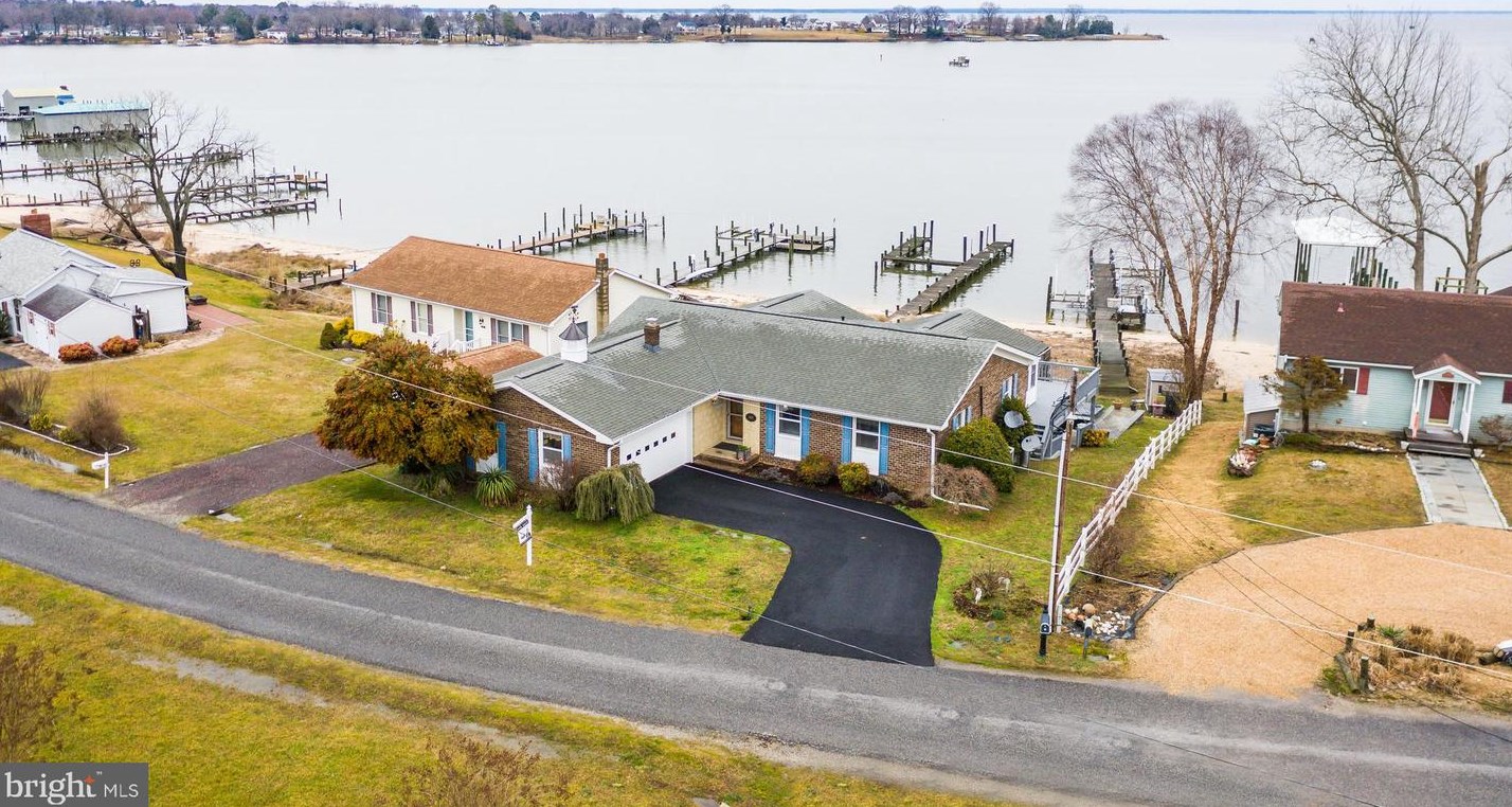 1165 Harbor View Cir, Colonial Bch, VA 22443-5075