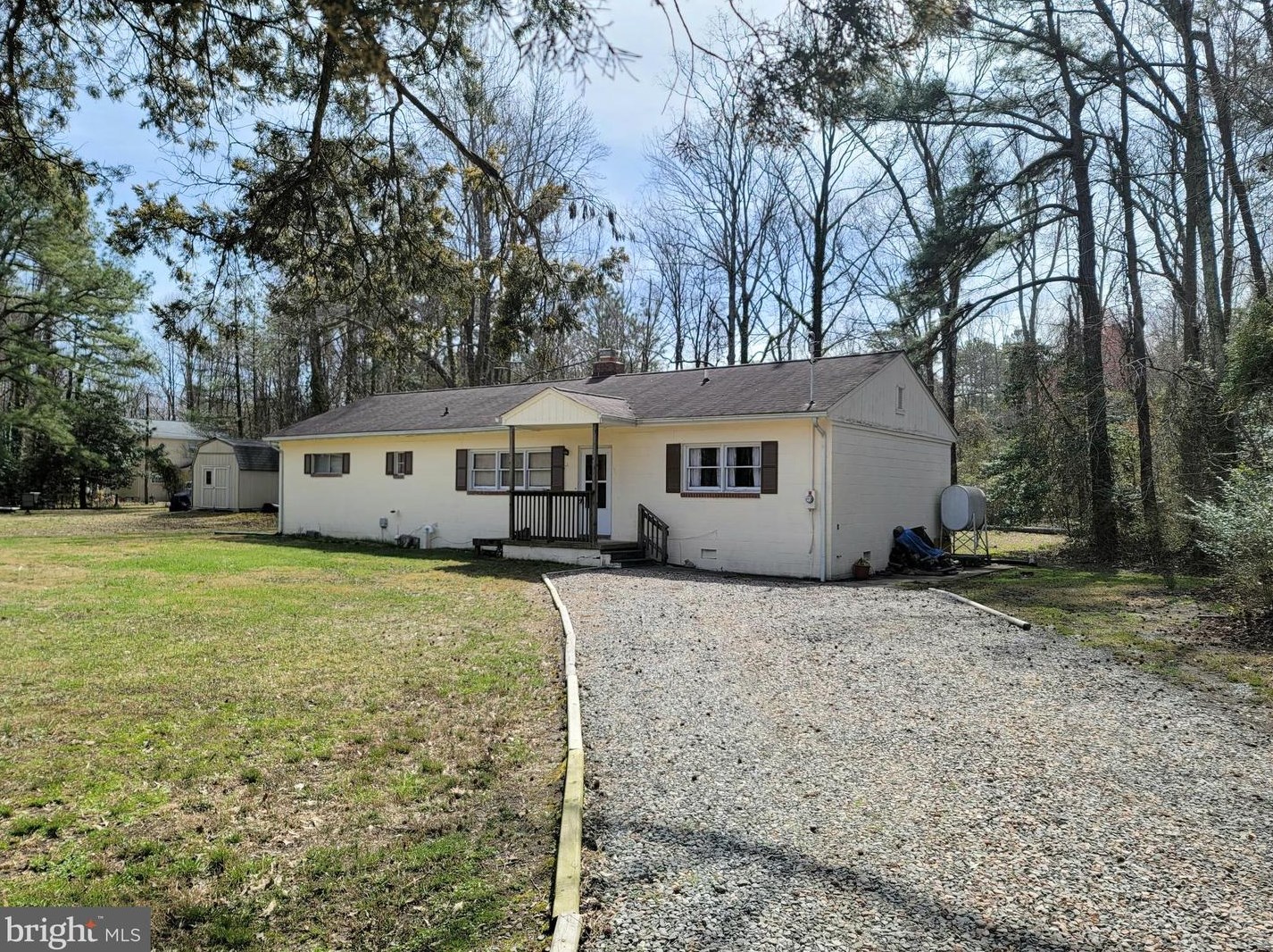 558 Shorewood Dr, Colonial Bch, VA 22443-3501