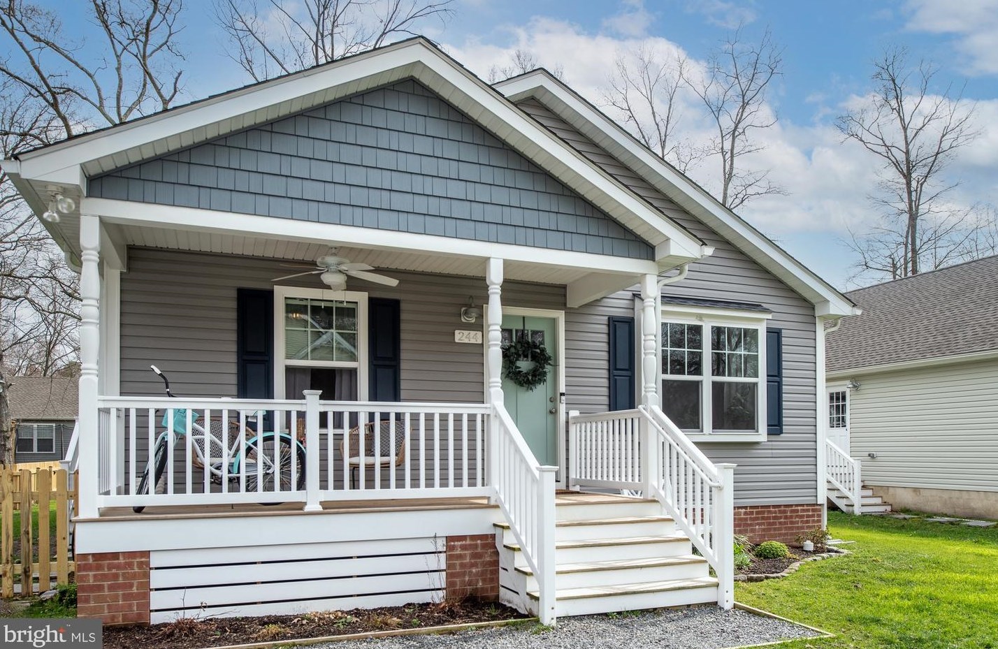 244 7th St, Colonial Bch, VA 22443-1606