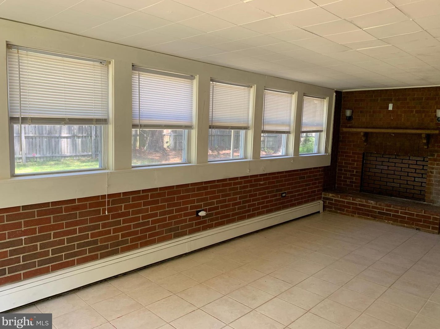 1052 Holly Vista Dr, Colonial Bch VA  22443-4323 exterior