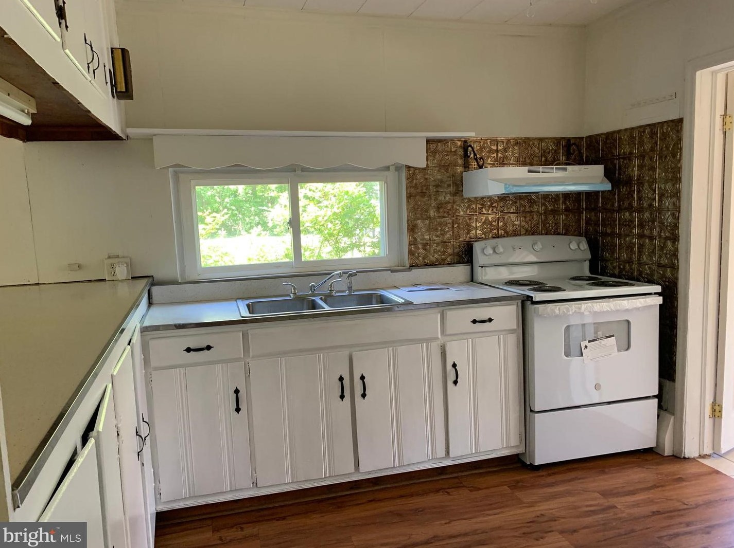 1052 Holly Vista Dr, Colonial Bch VA  22443-4323 exterior