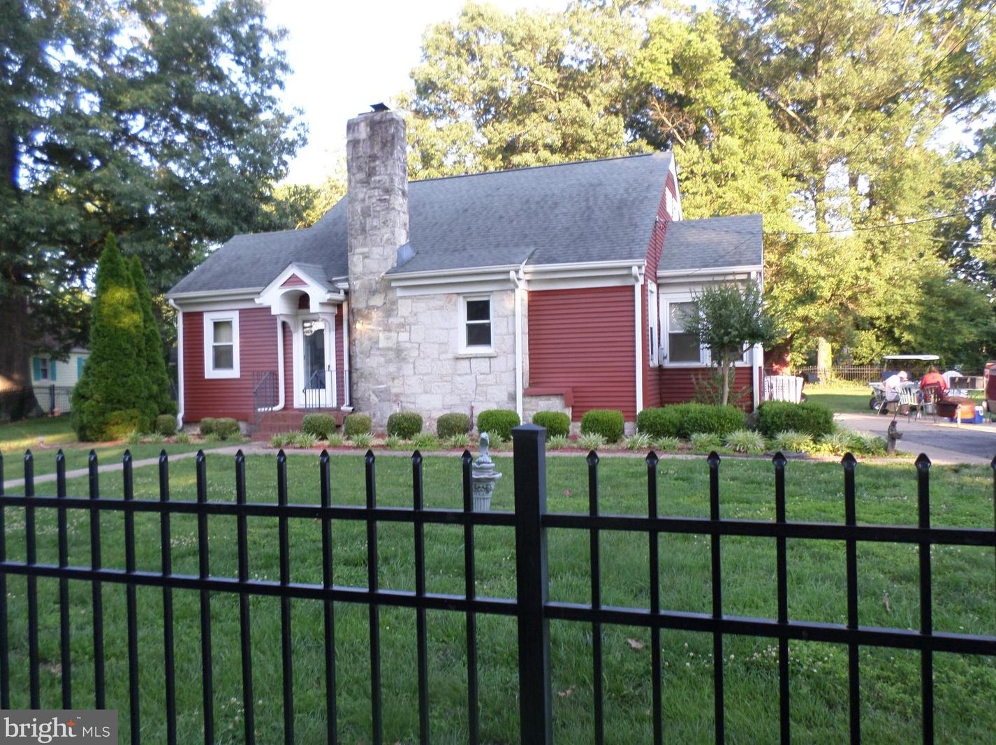 6 2nd St, Colonial Bch, VA 22443-1826