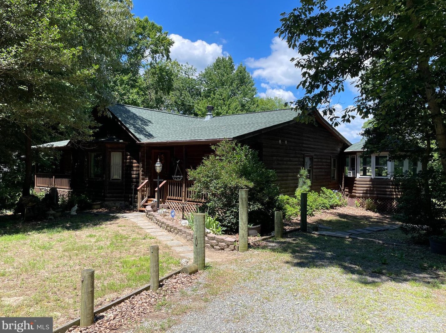 468 Thompson Cir, Colonial Bch, VA 22443-5729