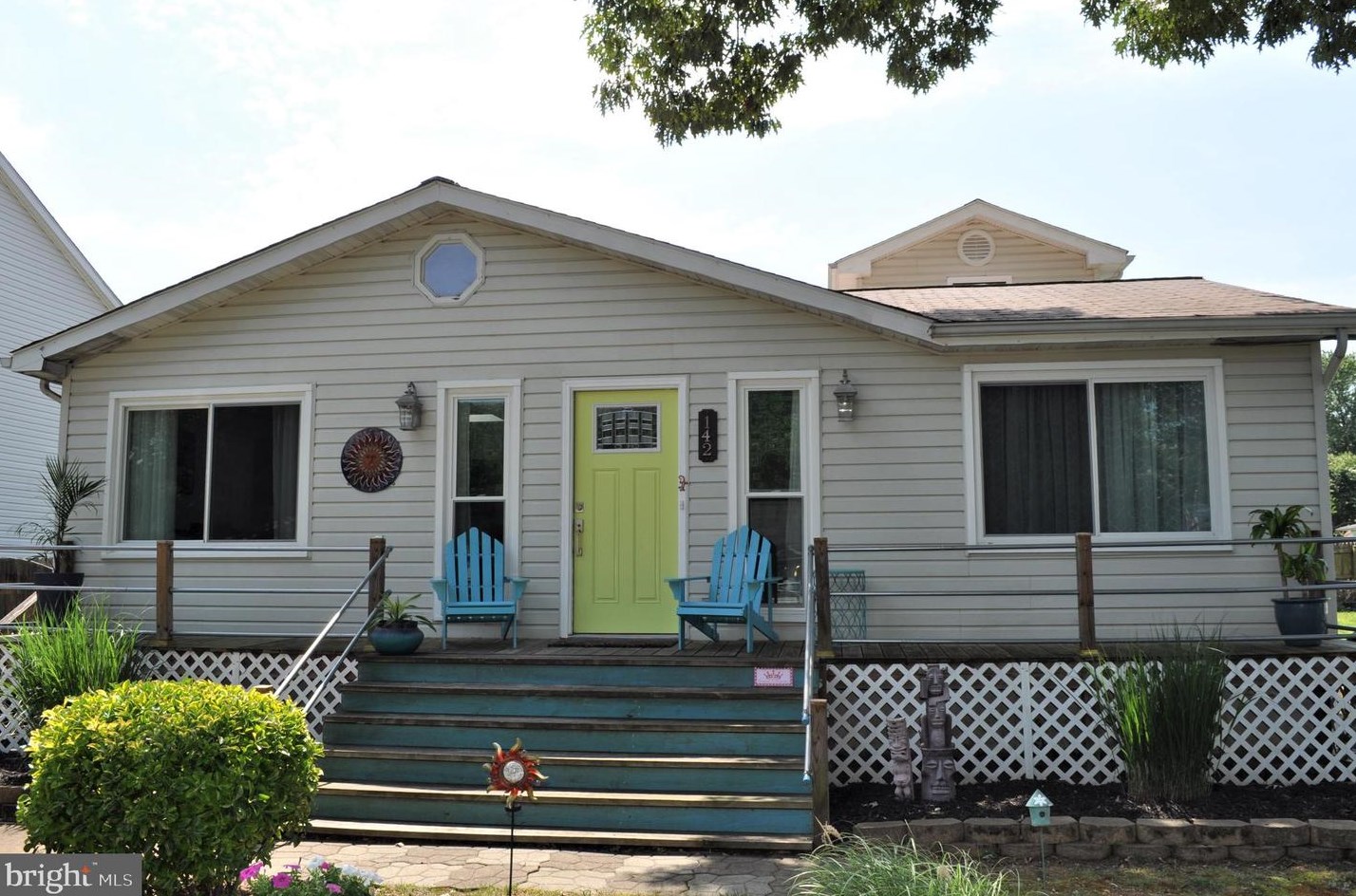 142 5th St, Colonial Bch, VA 22443-1708
