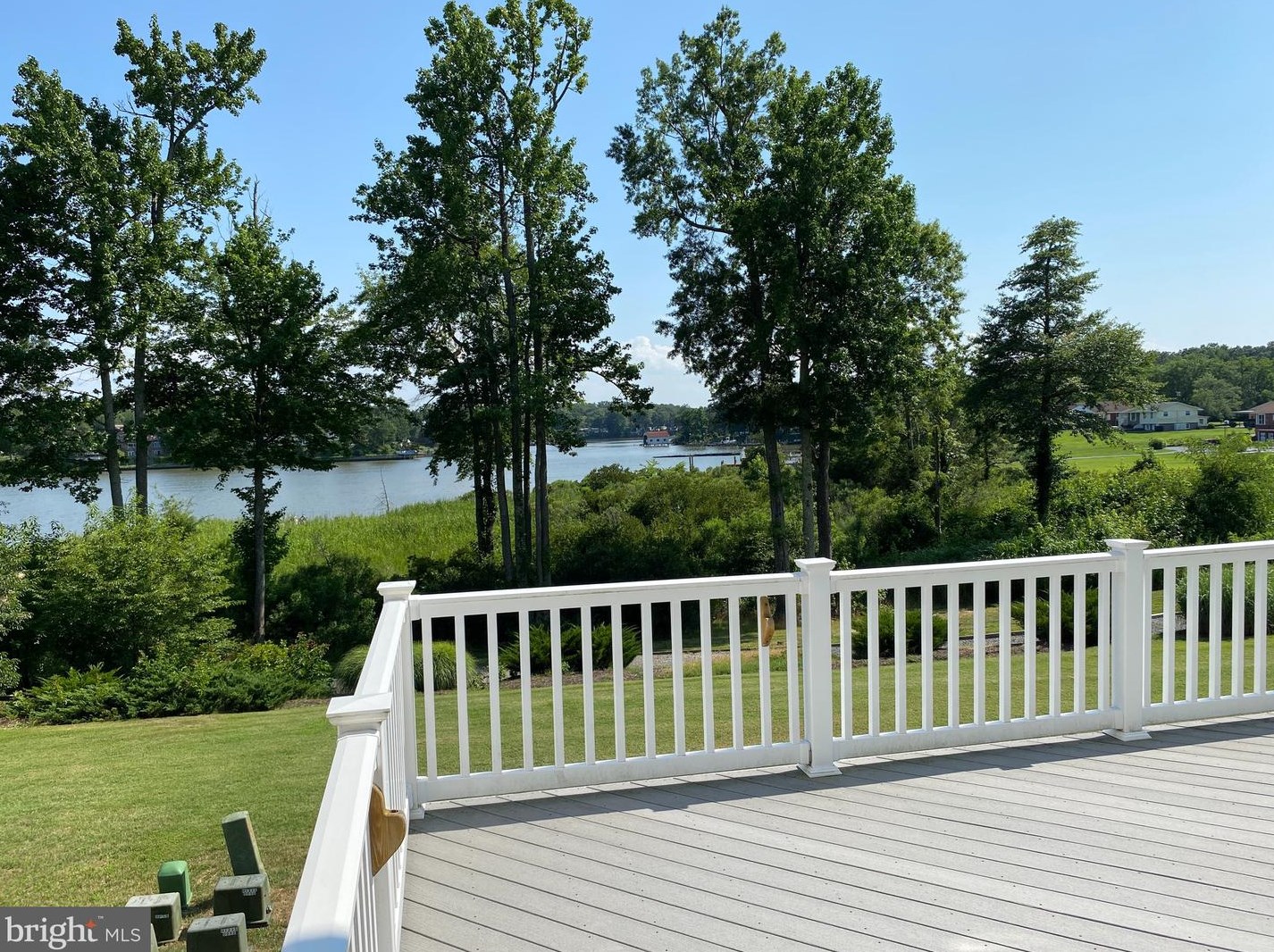 300 Monroe Point Dr, Colonial Bch, VA 22443-1940