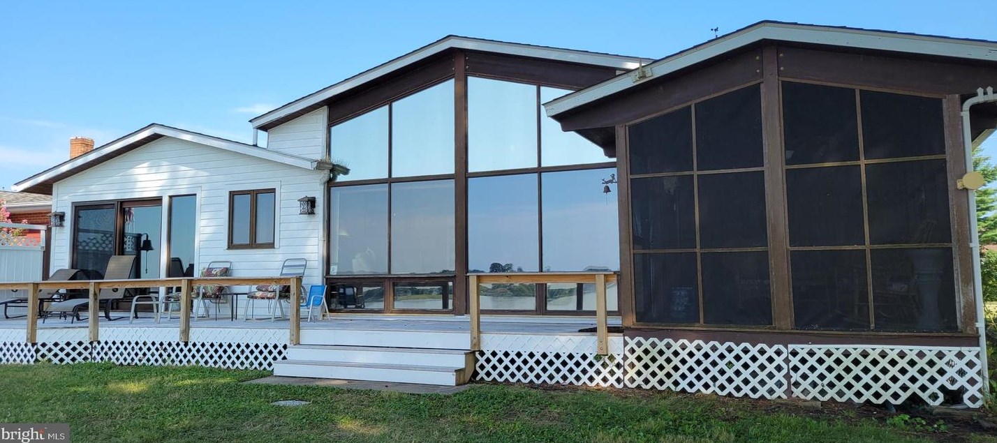 207 Pearson Dr, Colonial Bch, VA 22443-5007