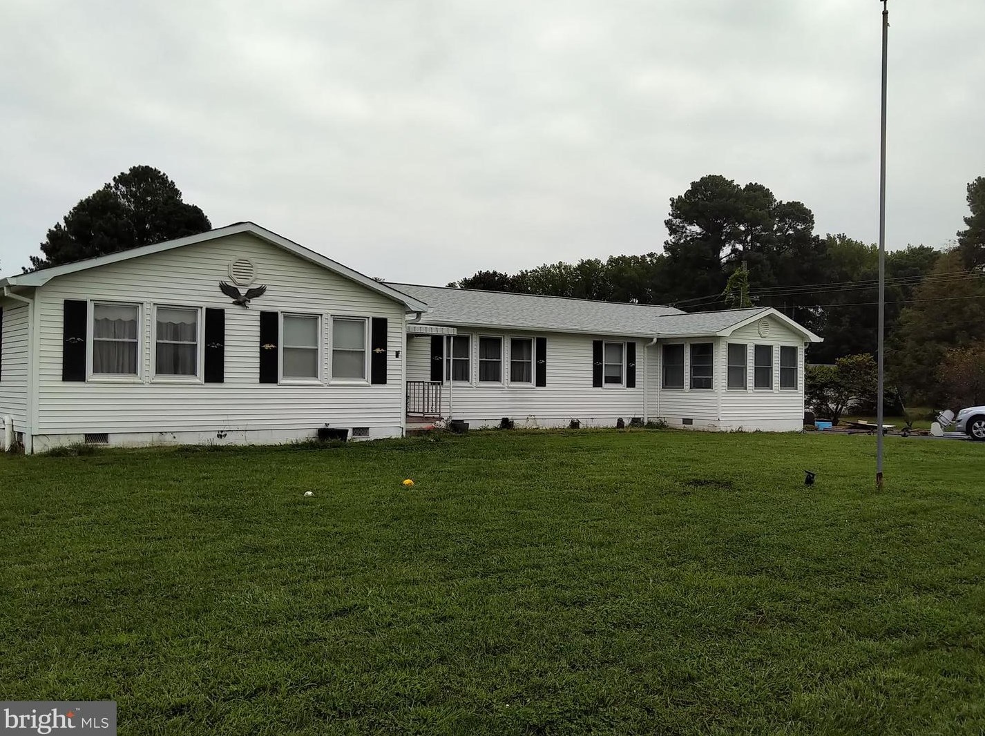 341 Blackwell Rd, Colonial Bch, VA 22443-5052