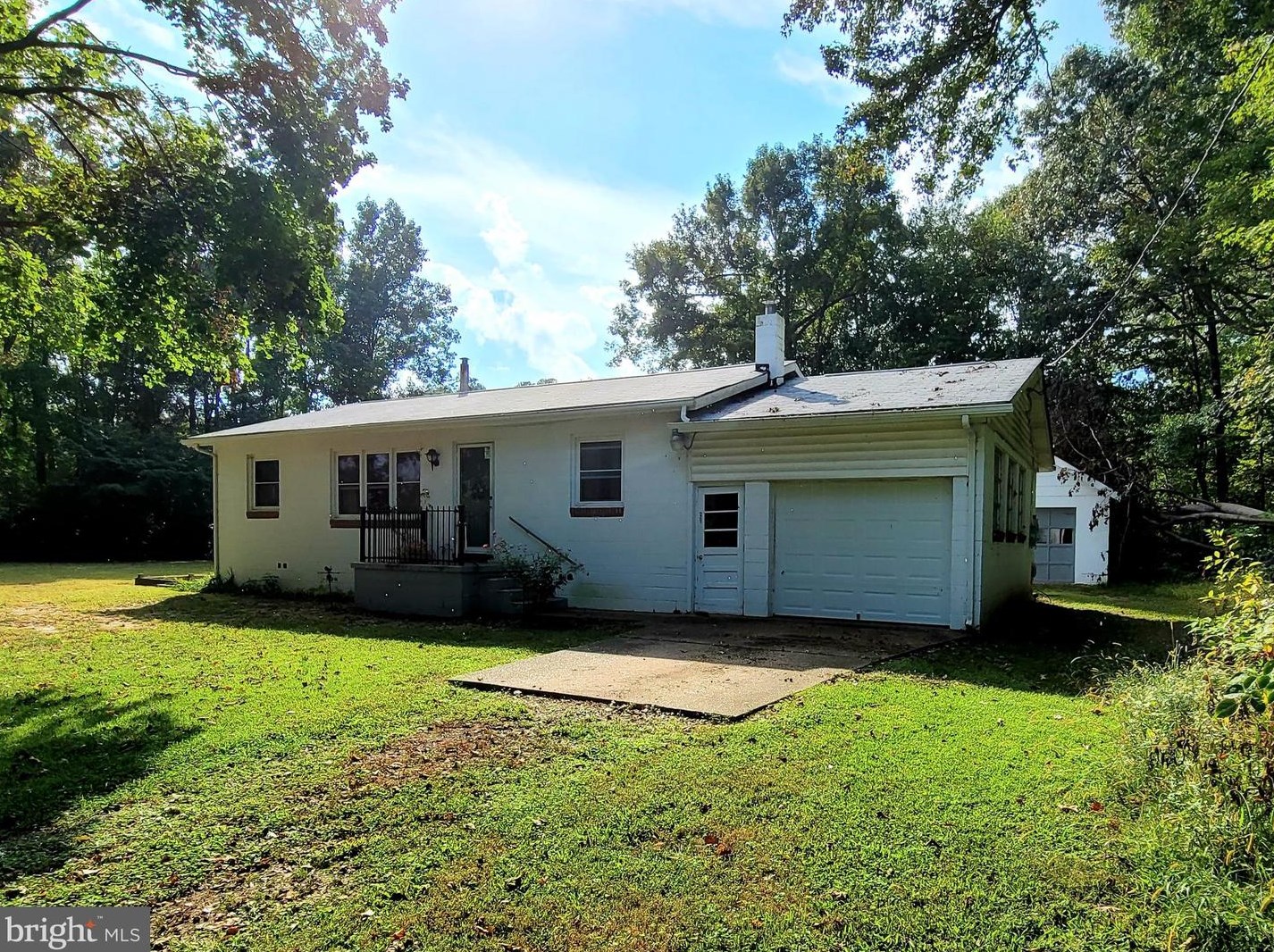 430 Holly Way, Colonial Bch, VA 22443-3321