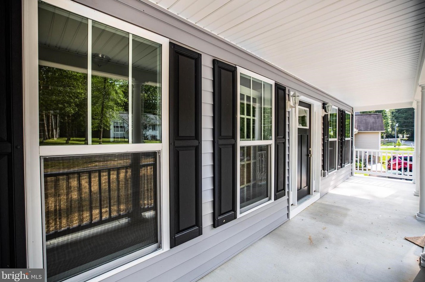 15 Latane Dr, Colonial Bch, VA 22443-5002