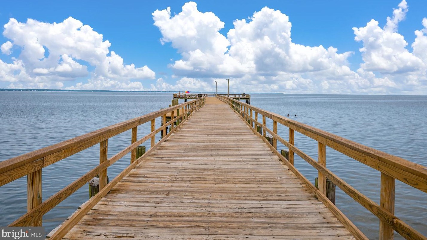 100 Taylor St #407, Colonial Bch, VA 22443