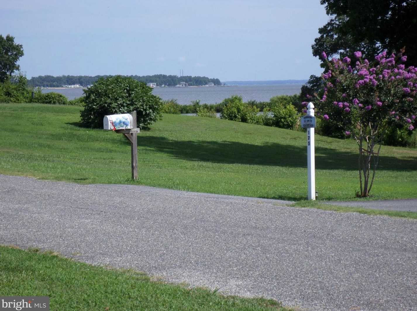 190 Blackwell Rd, Colonial Bch, VA 22443-5054