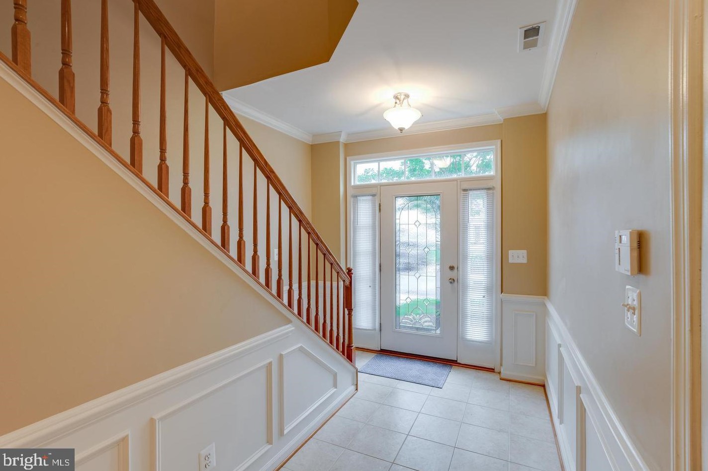 210 Monroe Point Dr, Colonial Bch, VA 22443