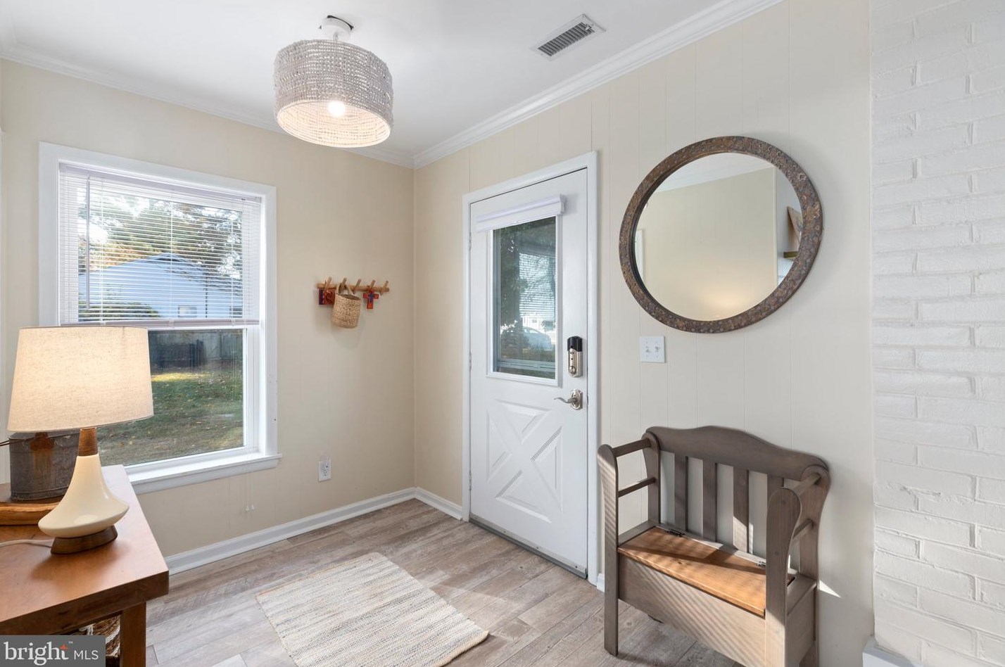 106 Shore Dr, Colonial Bch VA  22443-4346 exterior