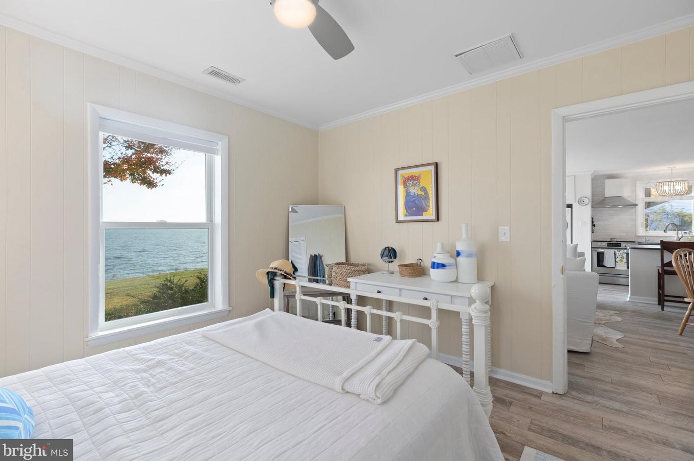 106 Shore Dr, Colonial Bch VA  22443-4346 exterior