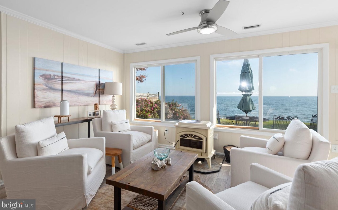 106 Shore Dr, Colonial Bch VA  22443-4346 exterior