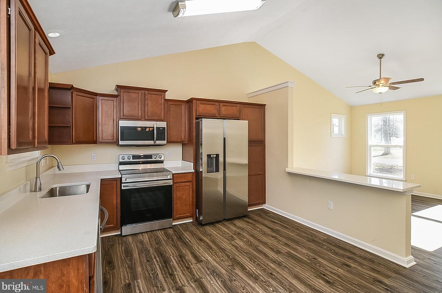 372 Monroe Dr, Colonial Bch VA  22443-4315 exterior