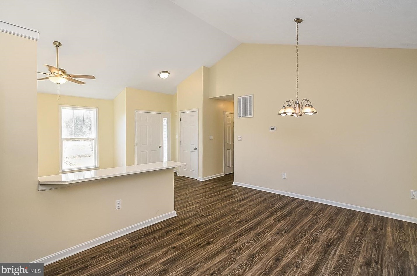 372 Monroe Dr, Colonial Bch VA  22443-4315 exterior