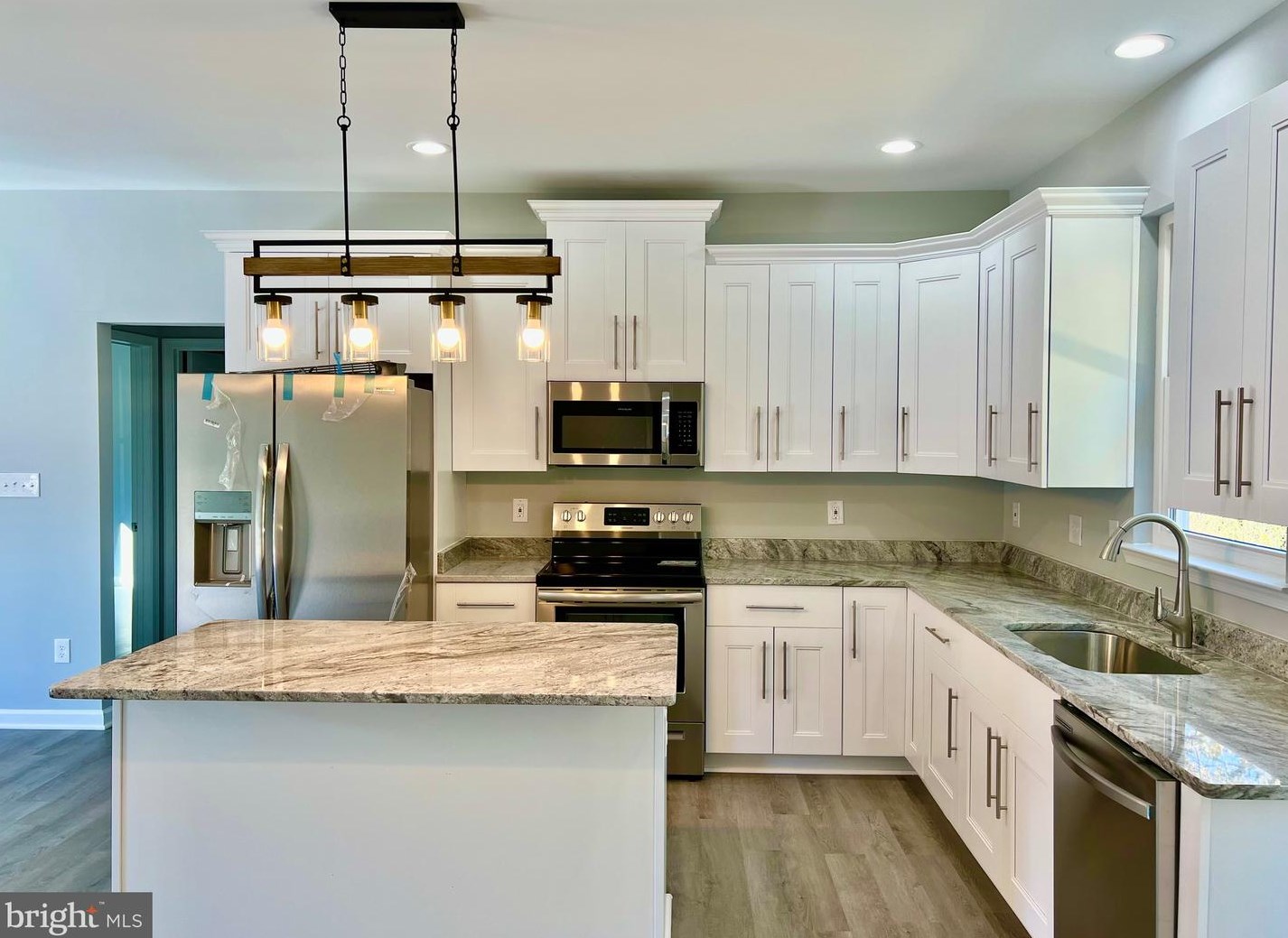 309 N Glebe Rd, Montross, VA 22520