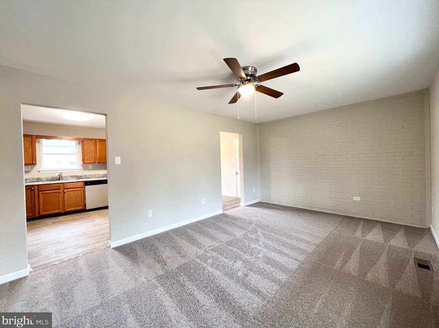 68 Dale Dr, Colonial Bch, VA 22443-3837