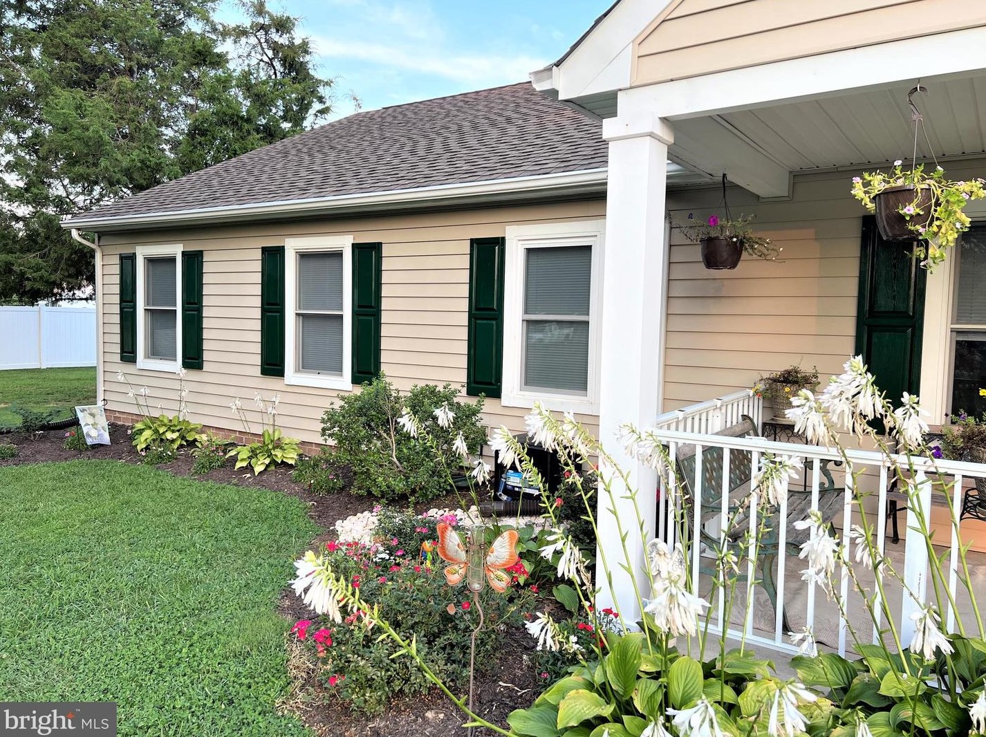 404 Santa Maria Ave, Colonial Bch, VA 22443