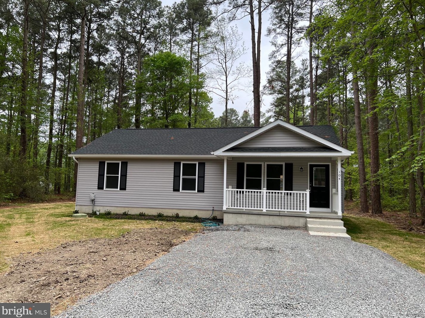 87 Merganser St, Montross, VA 22520