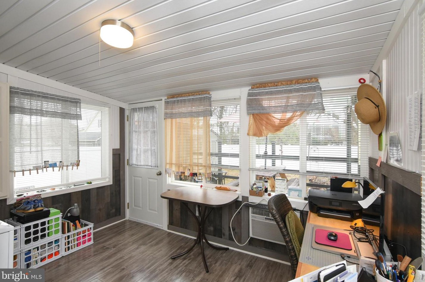 115 Nelson St, Colonial Bch VA  22443-2640 exterior