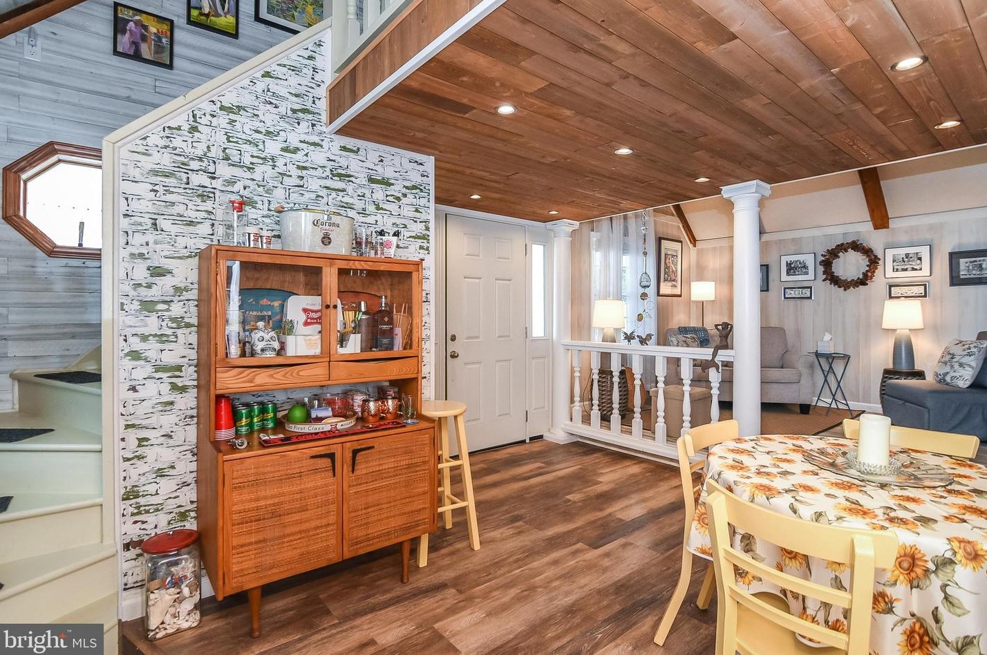 115 Nelson St, Colonial Bch VA  22443-2640 exterior