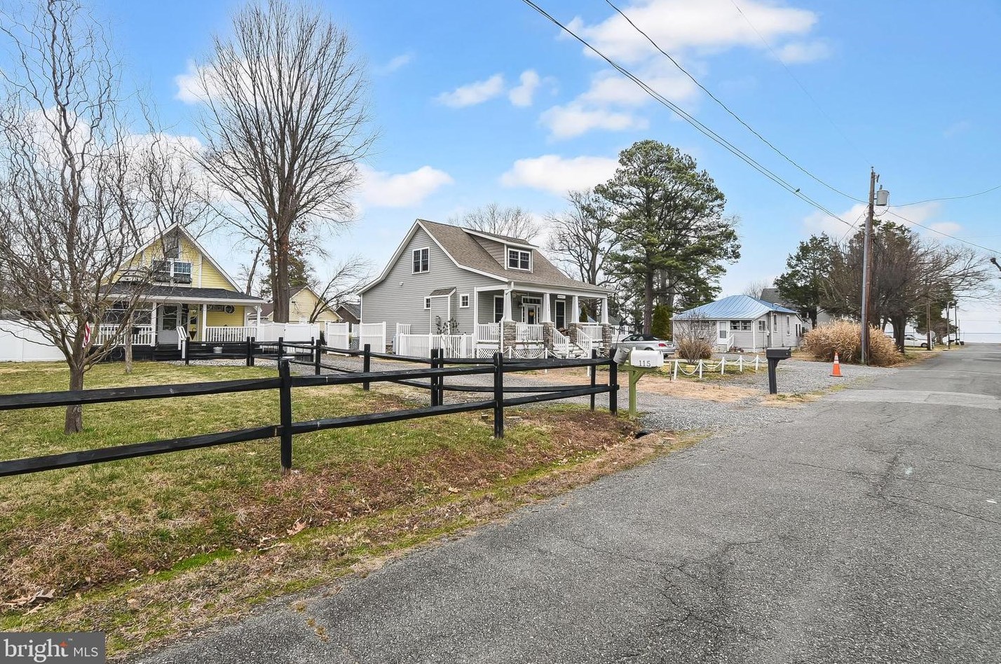 115 Nelson St, Colonial Bch VA  22443-2640 exterior