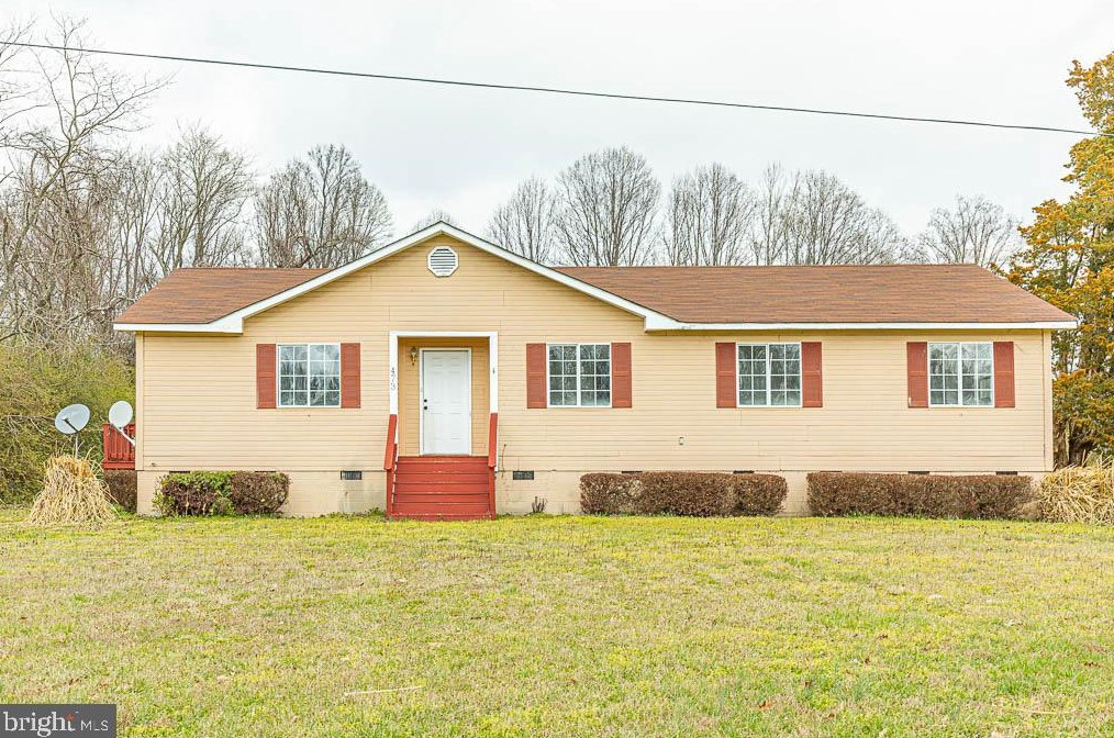 473 Lowe Dr, Hague, VA 22469-2802