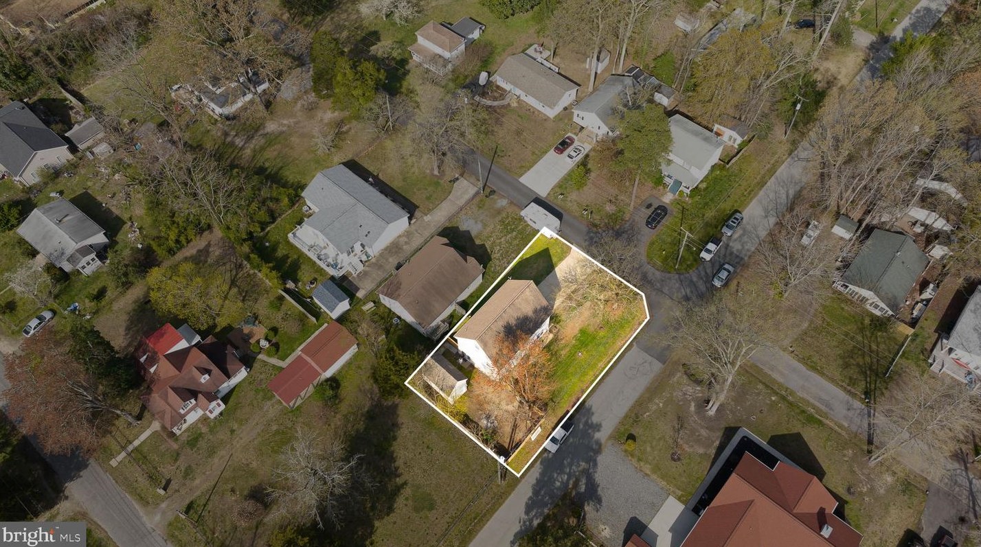 200 7th St, Colonial Bch VA  22443-1606 exterior