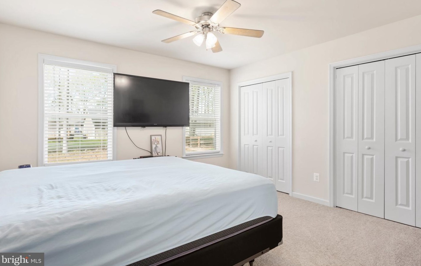 77 Pine St, Colonial Bch VA  22443-5041 exterior