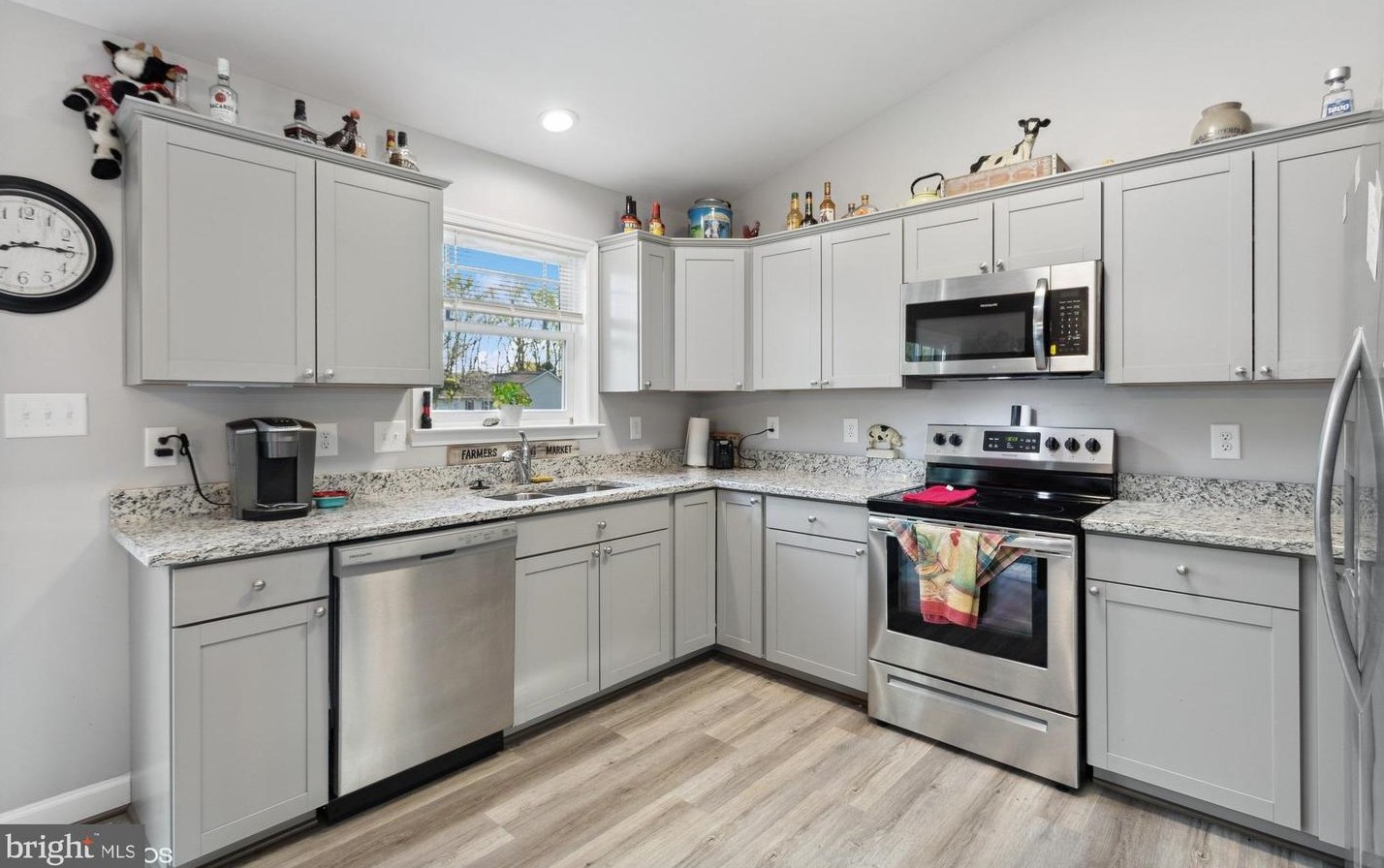 711 Jackson St, Colonial Bch VA 22443-2136 exterior