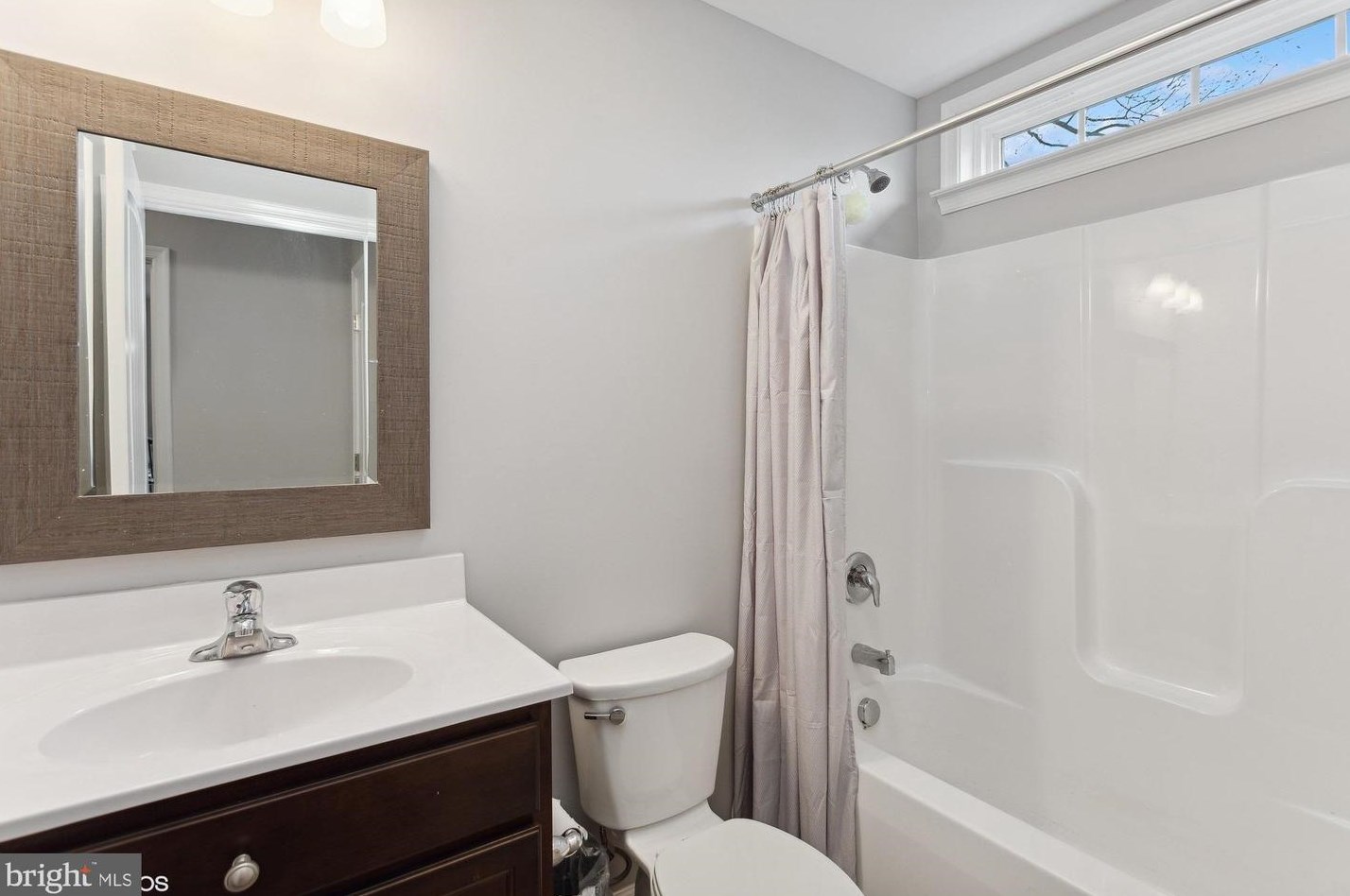 711 Jackson St, Colonial Bch VA 22443-2136 exterior