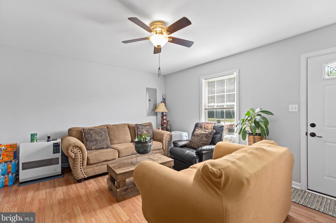 3975 James Monroe Hwy, Colonial Bch, VA 22443
