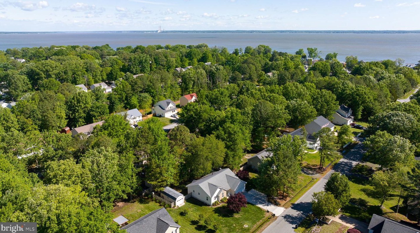 213 Meadow Ave, Colonial Bch VA  22443-1216 exterior