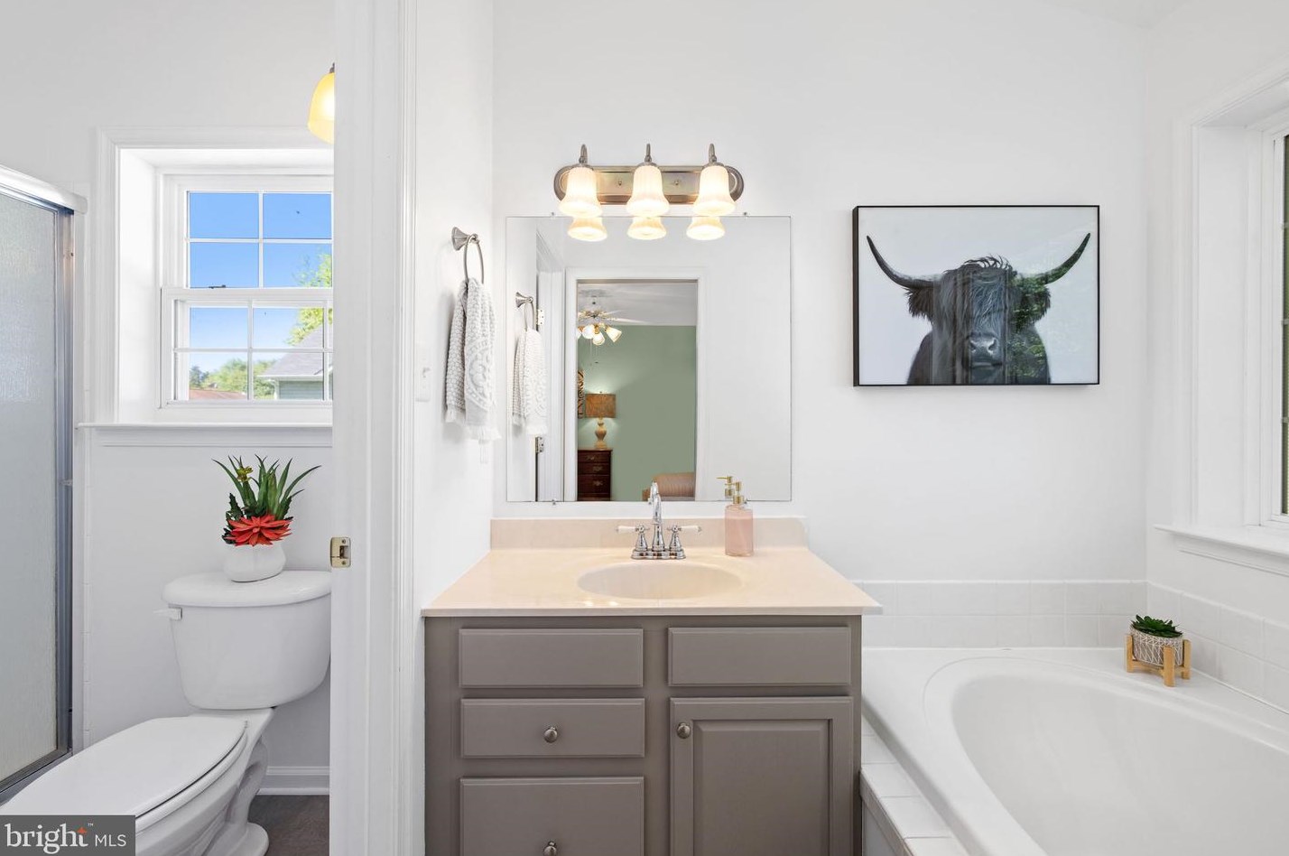 213 Meadow Ave, Colonial Bch VA  22443-1216 exterior