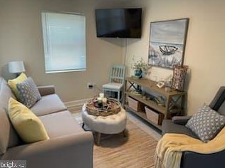 32 Lincoln Ave, Colonial Bch VA  22443-2102 exterior