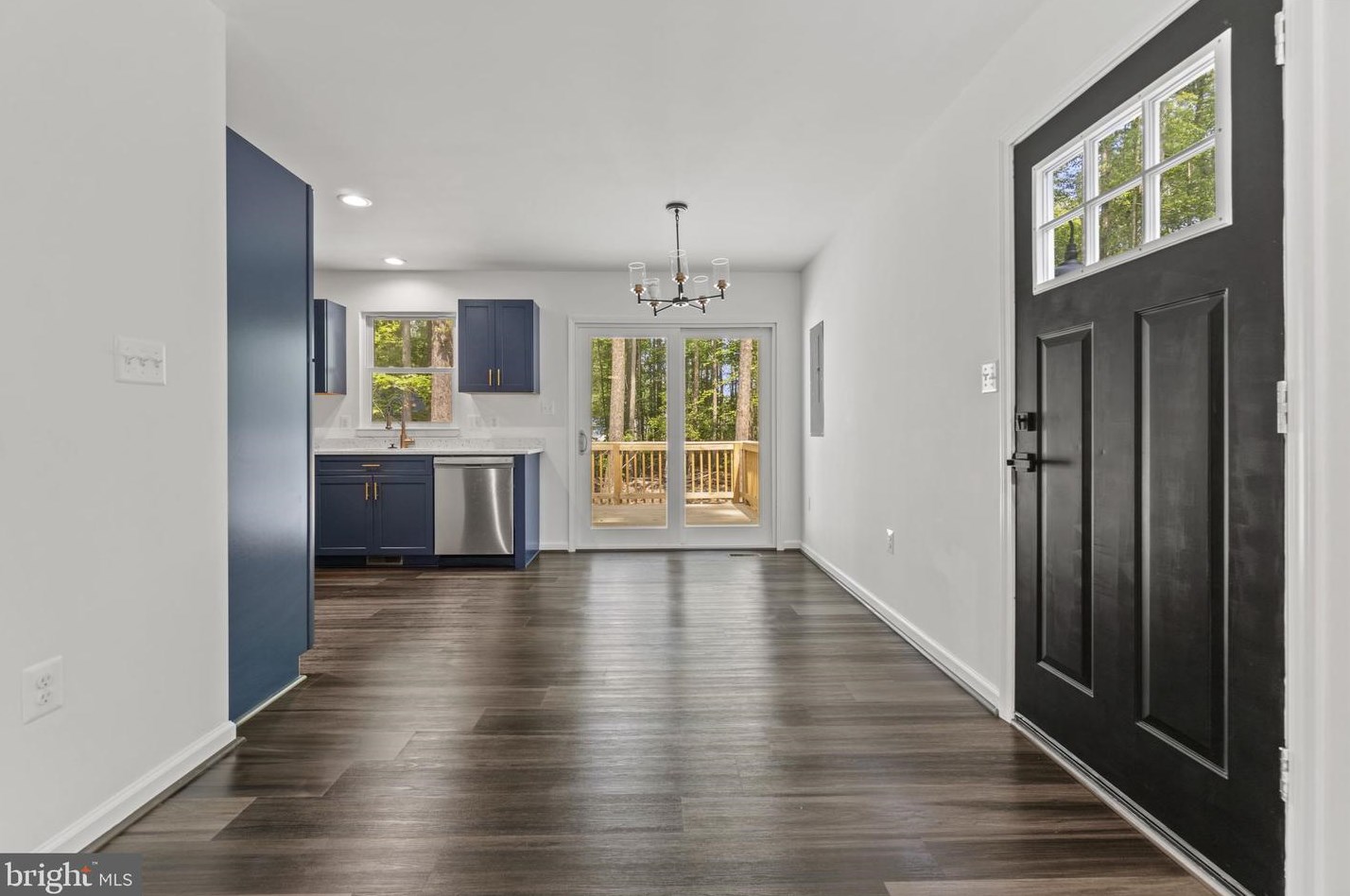 428 Shorewood Dr, Colonial Bch, VA 22443