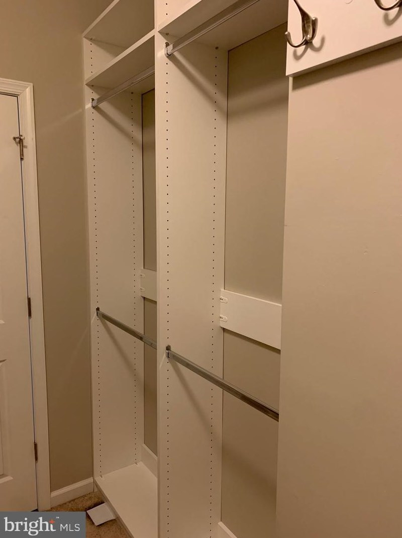 102 Forest Ave, Colonial Bch VA  22443-1201 exterior