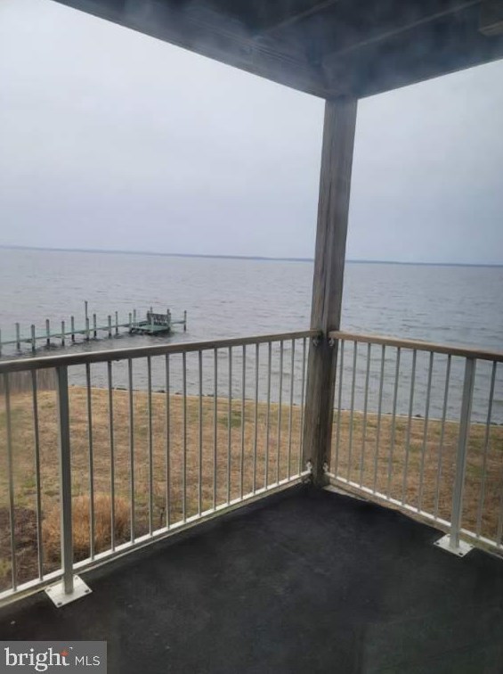 715 Washington Ave, Colonial Bch, VA 22443-2169