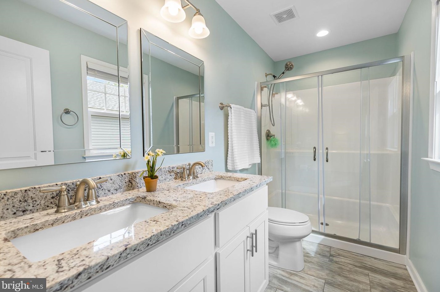 248 7th St, Colonial Bch VA  22443-1606 exterior