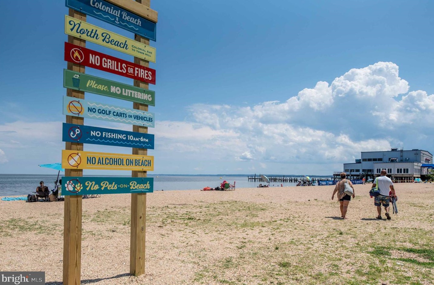 330 7th St, Colonial Bch, VA 22443