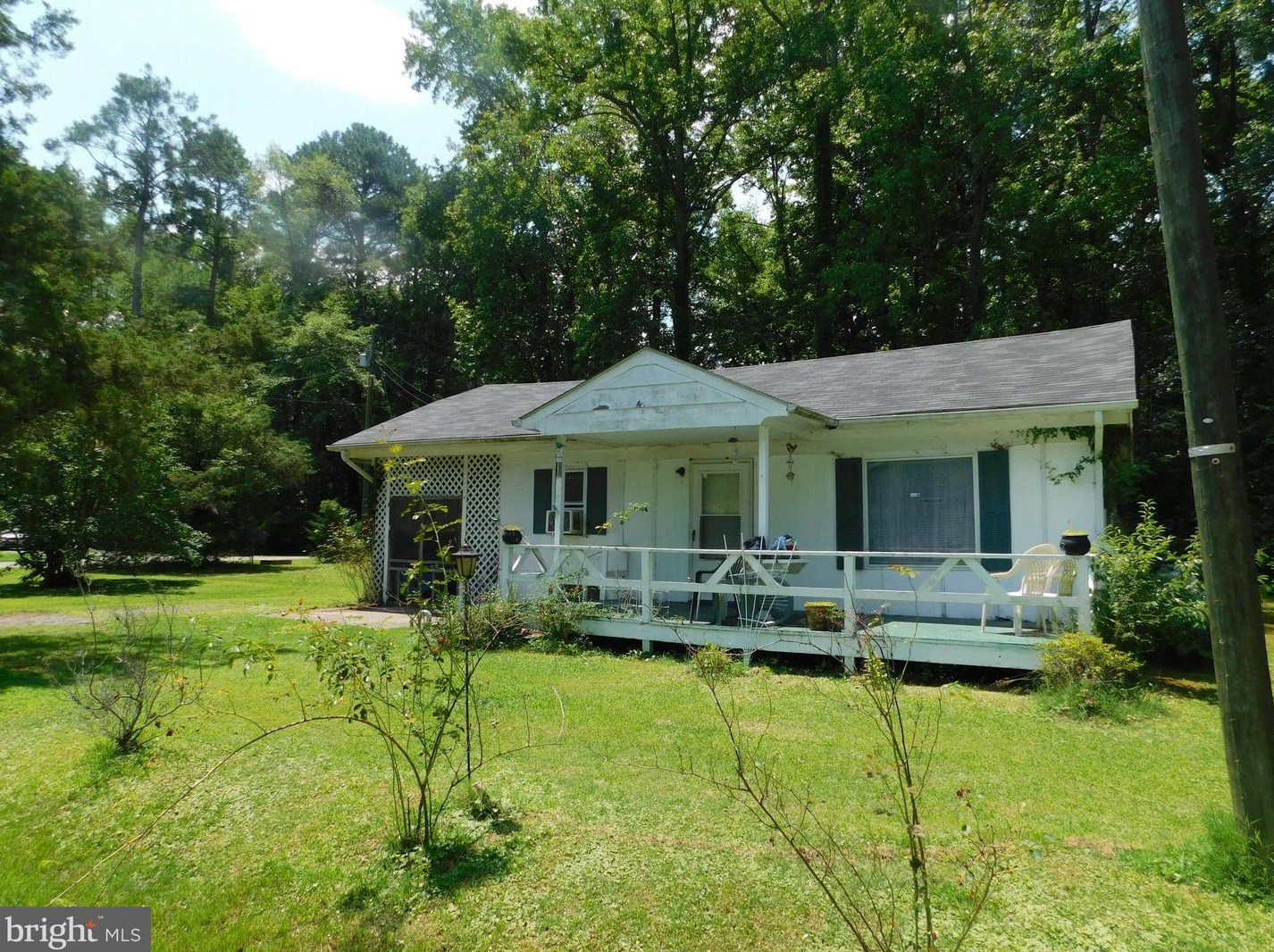 416 Brk Dr, Colonial Bch VA  22443-5050 exterior