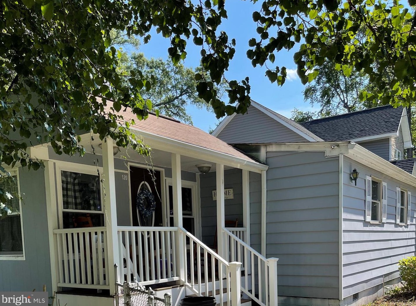120 6th St, Colonial Bch, VA 22443-1714