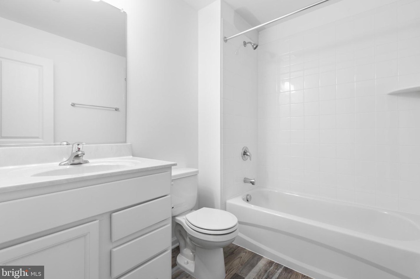 104 Brooks Dr, Colonial Bch VA  22443-5049 exterior