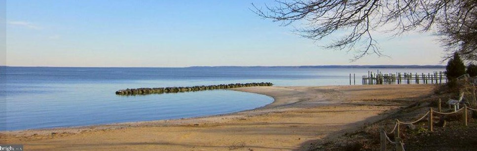 104 Brooks Dr, Colonial Bch VA  22443-5049 exterior