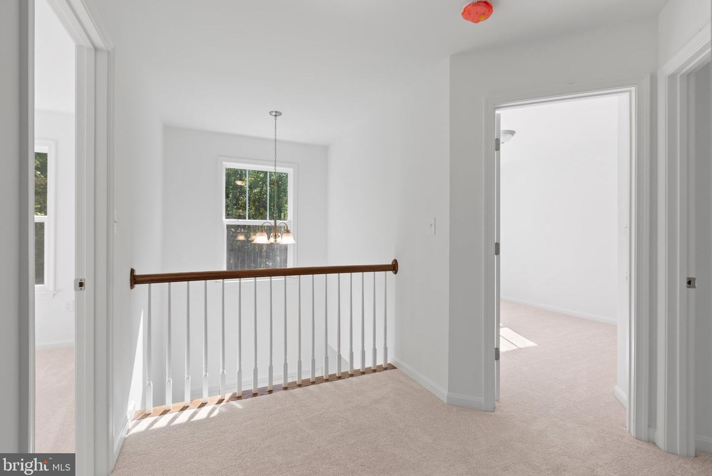 104 Brooks Dr, Colonial Bch VA  22443-5049 exterior